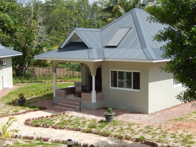 Cote d'Or Footprints Self-catering